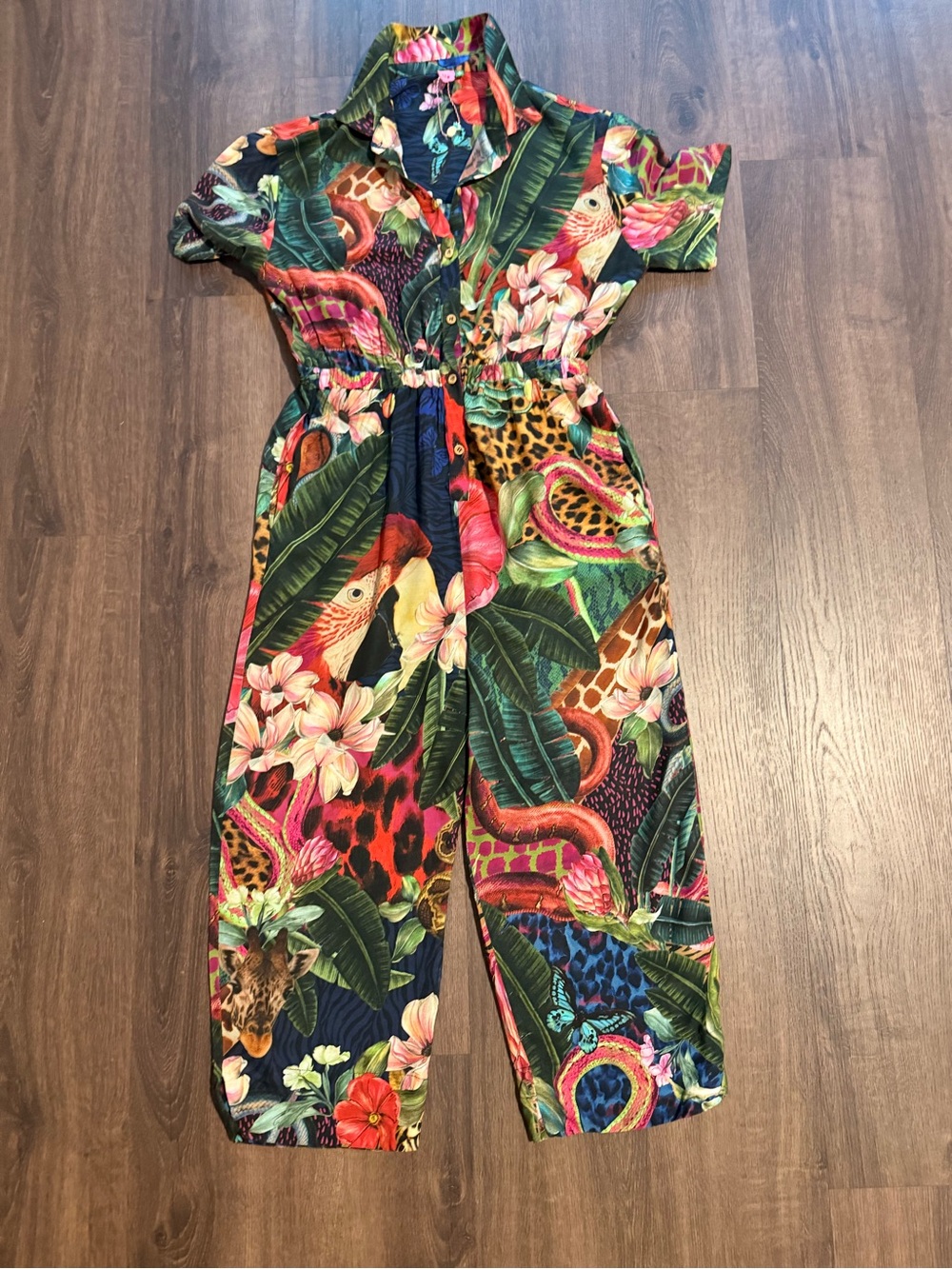 FARM Rio Multicolor Tropical Button-Front Jumpsuit - Picture 4 of 10